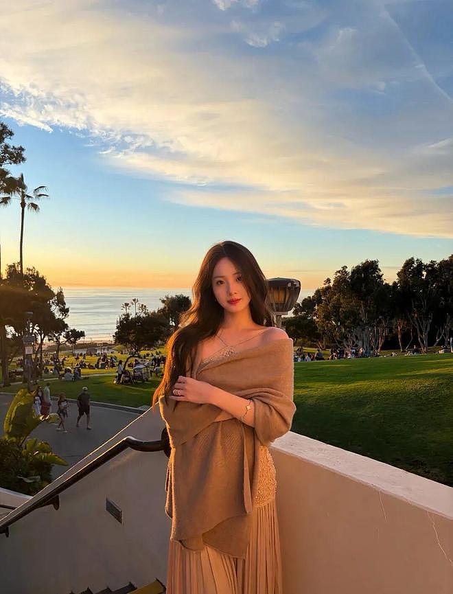 【美女】甜美妹子,肤白水嫩,做你女朋友你想拒绝?(组图) - 10