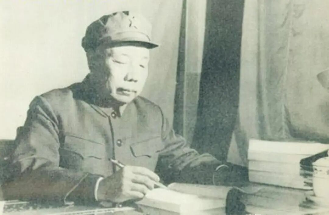 【情感】长征最小红军女战士,11岁爬雪山过草地,嫁给开国上将,写下传世经典《长征组歌》(组图) - 19