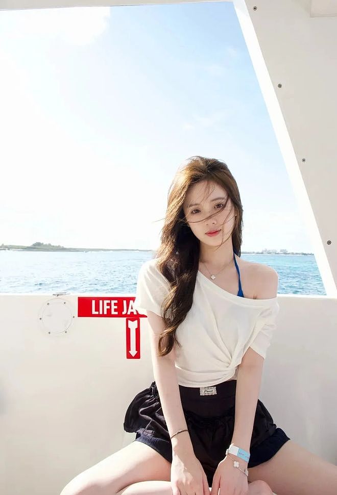 【美女】甜美妹子,肤白水嫩,做你女朋友你想拒绝?(组图) - 1
