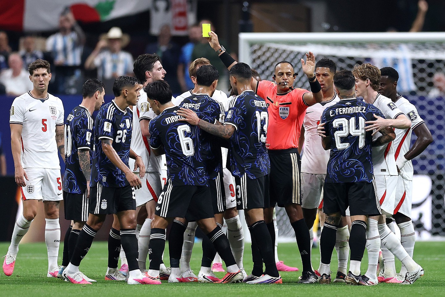 阿根廷2-1反杀英格兰,挺进世界杯决赛!梅西两度助攻居功至伟(视频/组图) - 32