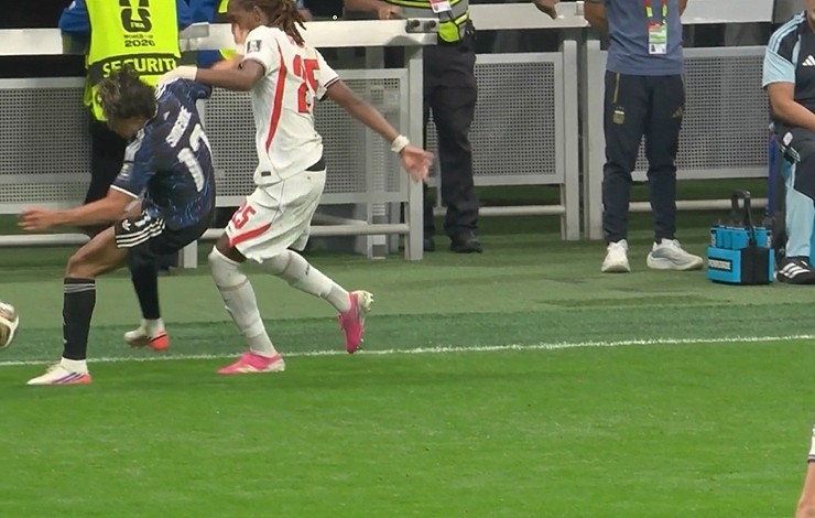 阿根廷2-1反杀英格兰,挺进世界杯决赛!梅西两度助攻居功至伟(视频/组图) - 38