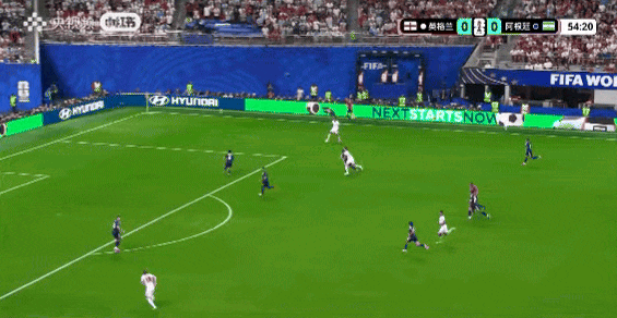 阿根廷2-1反杀英格兰,挺进世界杯决赛!梅西两度助攻居功至伟(视频/组图) - 2