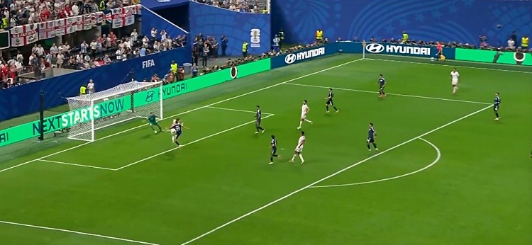 阿根廷2-1反杀英格兰,挺进世界杯决赛!梅西两度助攻居功至伟(视频/组图) - 5