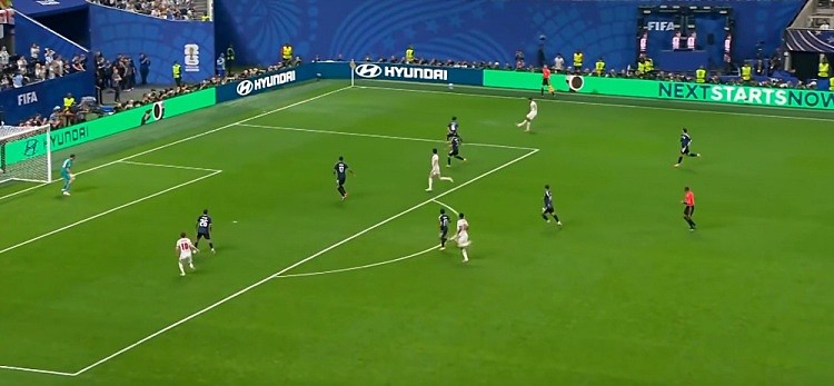 阿根廷2-1反杀英格兰,挺进世界杯决赛!梅西两度助攻居功至伟(视频/组图) - 4