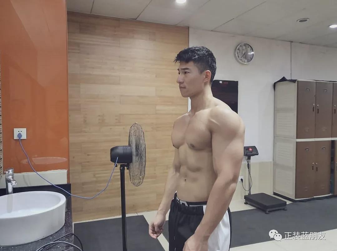 【帅哥】一个健身小哥,小猛男呀 - 8