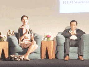 【时尚】林青霞“认输”、亦舒把她写进小说里:她凭什么是香港最会穿的女人?(组图) - 17