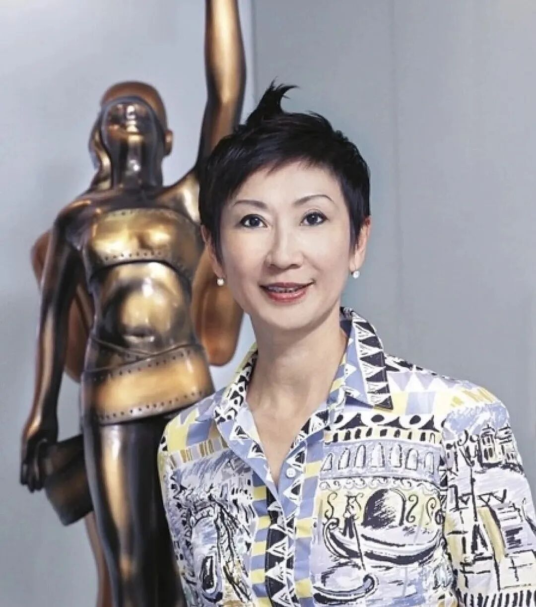 【时尚】林青霞“认输”、亦舒把她写进小说里:她凭什么是香港最会穿的女人?(组图) - 45