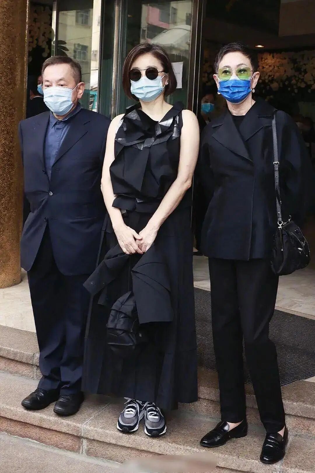 【时尚】林青霞“认输”、亦舒把她写进小说里:她凭什么是香港最会穿的女人?(组图) - 96