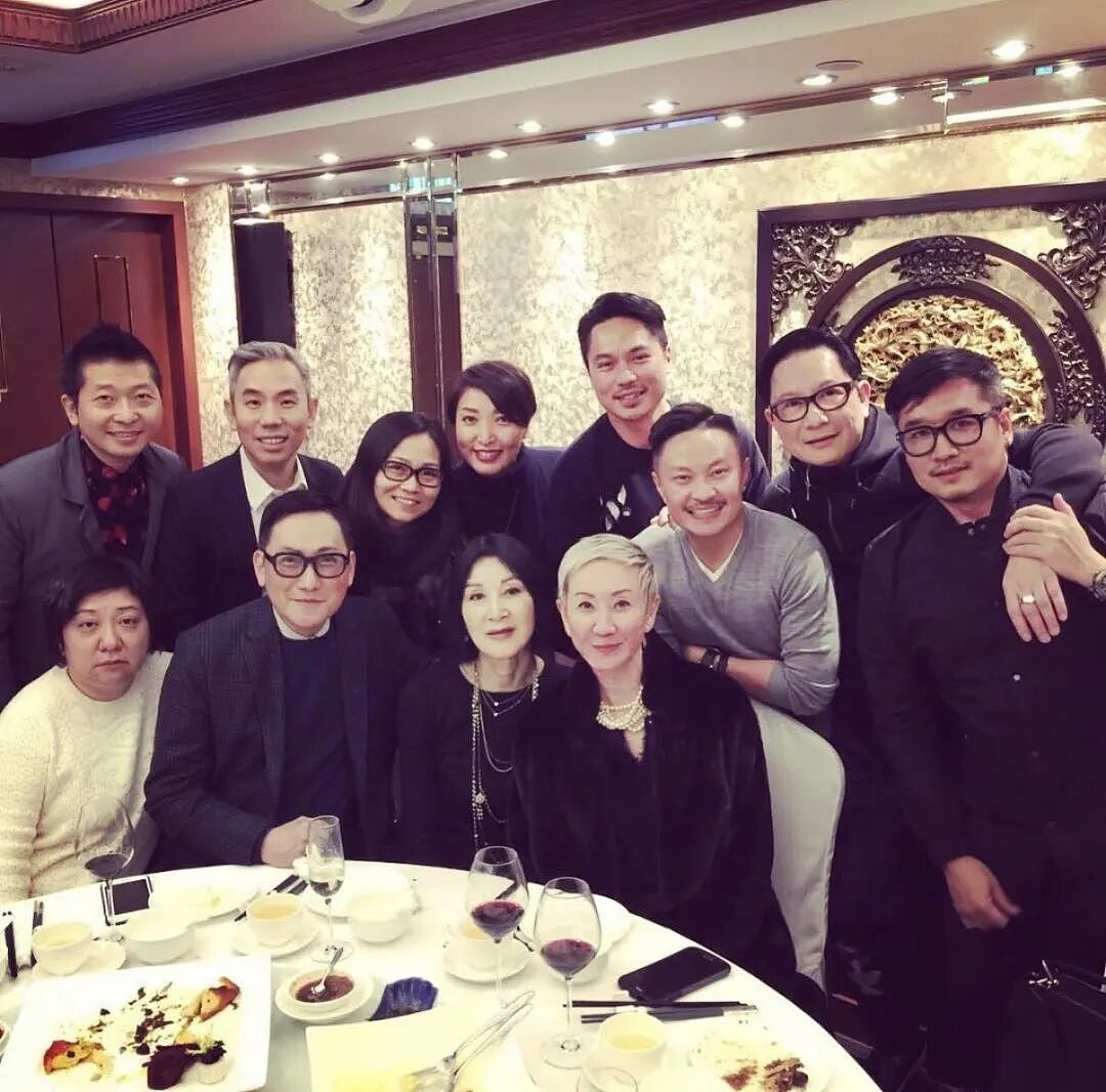 【时尚】林青霞“认输”、亦舒把她写进小说里:她凭什么是香港最会穿的女人?(组图) - 82