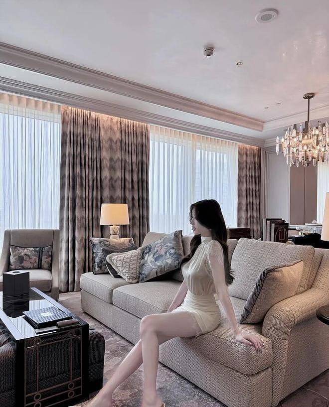 【美女】国产网红美女，身材傲娇，美丽动人，最美小香风，你爱不爱（组图） - 47