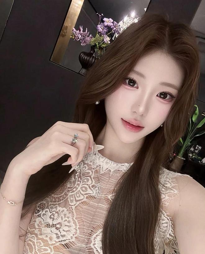 【美女】国产网红美女，身材傲娇，美丽动人，最美小香风，你爱不爱（组图） - 23