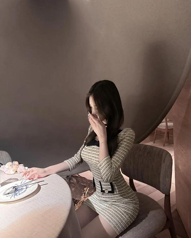 【美女】国产网红美女，身材傲娇，美丽动人，最美小香风，你爱不爱（组图） - 15