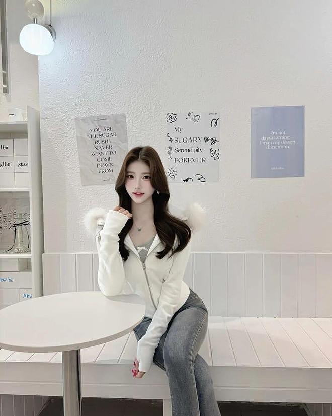 【美女】国产网红美女，身材傲娇，美丽动人，最美小香风，你爱不爱（组图） - 37
