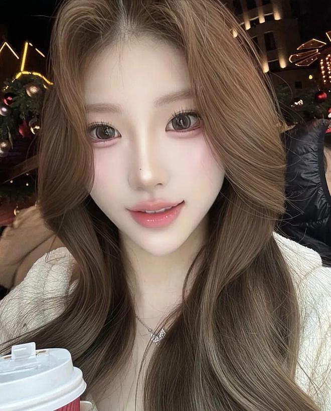 【美女】国产网红美女，身材傲娇，美丽动人，最美小香风，你爱不爱（组图） - 39