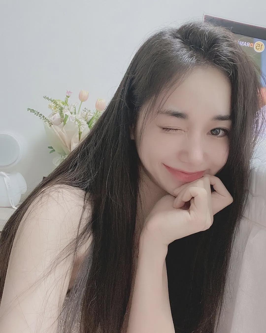 【美女】韩国巨乳女神！极品大奶牛，前凸后翘，无敌了…（组图） - 20