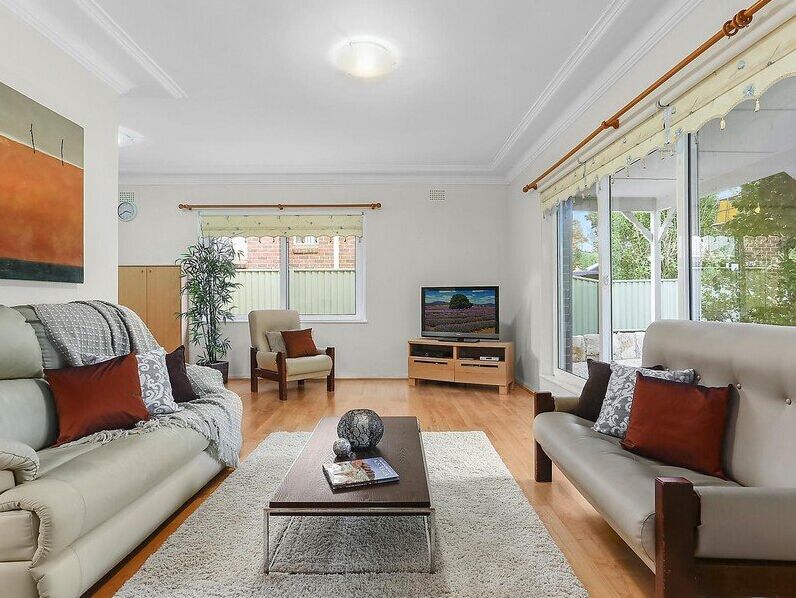 今日悉尼Epping epping 五房大 house 整祖和分组 Epping epping 五房大 house 整祖和分组