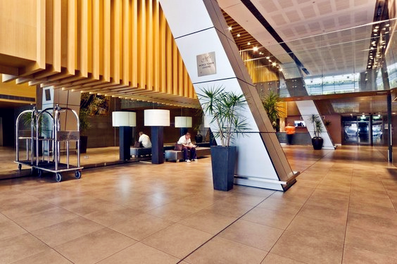 今日悉尼Sydney City World Tower, 跳楼价出租超大超豪华double room(可住2人) Sydney City World Tower, 跳楼价出租超大超豪华double room(可住2人)