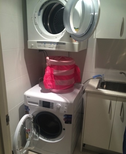 今日悉尼Sydney City World Tower, 跳楼价出租超大超豪华double room(可住2人) Sydney City World Tower, 跳楼价出租超大超豪华double room(可住2人)