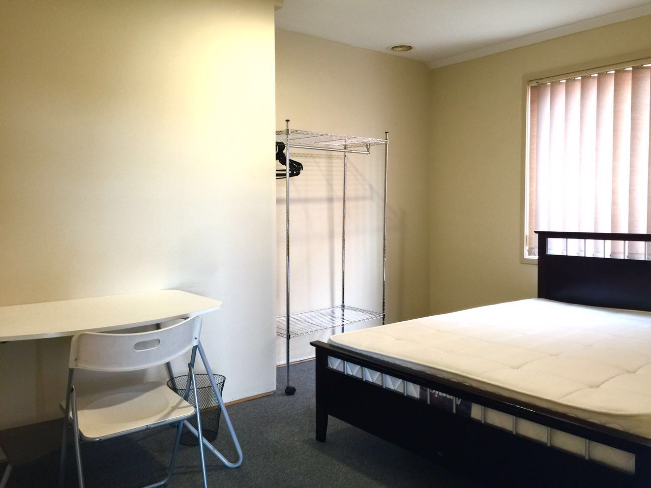 今日悉尼Monash Clayton校区大房出租, 步行5分钟到monash校园,15分钟到clayton火车站购物中心 Monash Clayton校区大房出租, 步行5分钟到monash校园,15分钟到clayton火车站购物中心