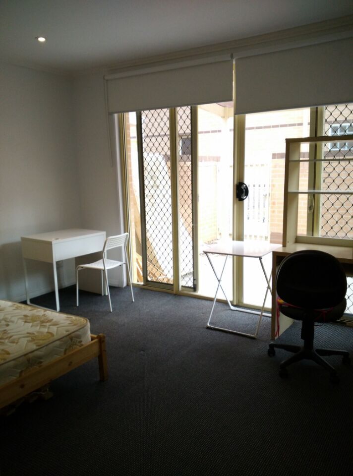 今日悉尼Marsfield 个人 出租 Town House 单间 $300per/week Marsfield 个人 出租 Town House 单间 $300per/week