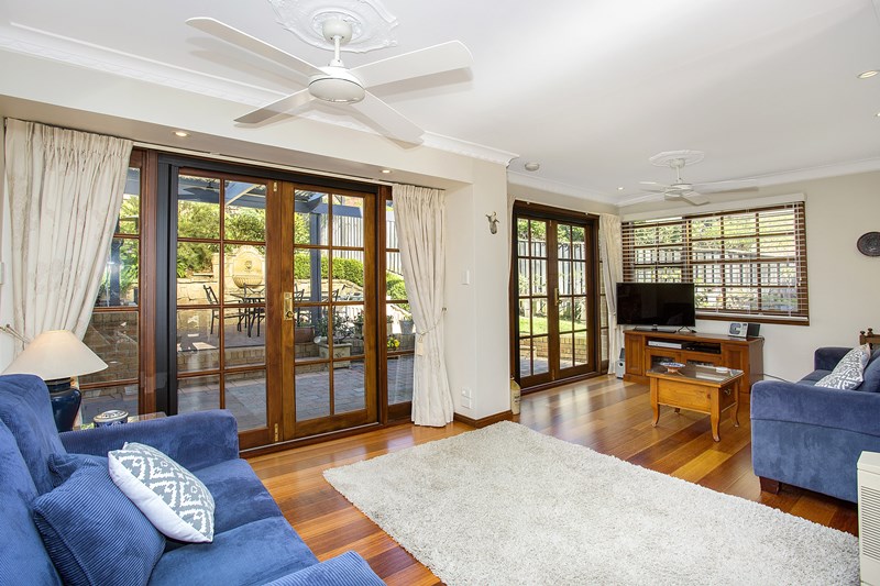 今日悉尼Cherrybrook 学区房整套两层House出租$880/wk Cherrybrook 学区房整套两层House出租$880/wk