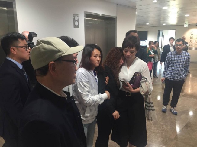 直播:冷孟梅家属召开新闻发布会 冷母出席 - 1