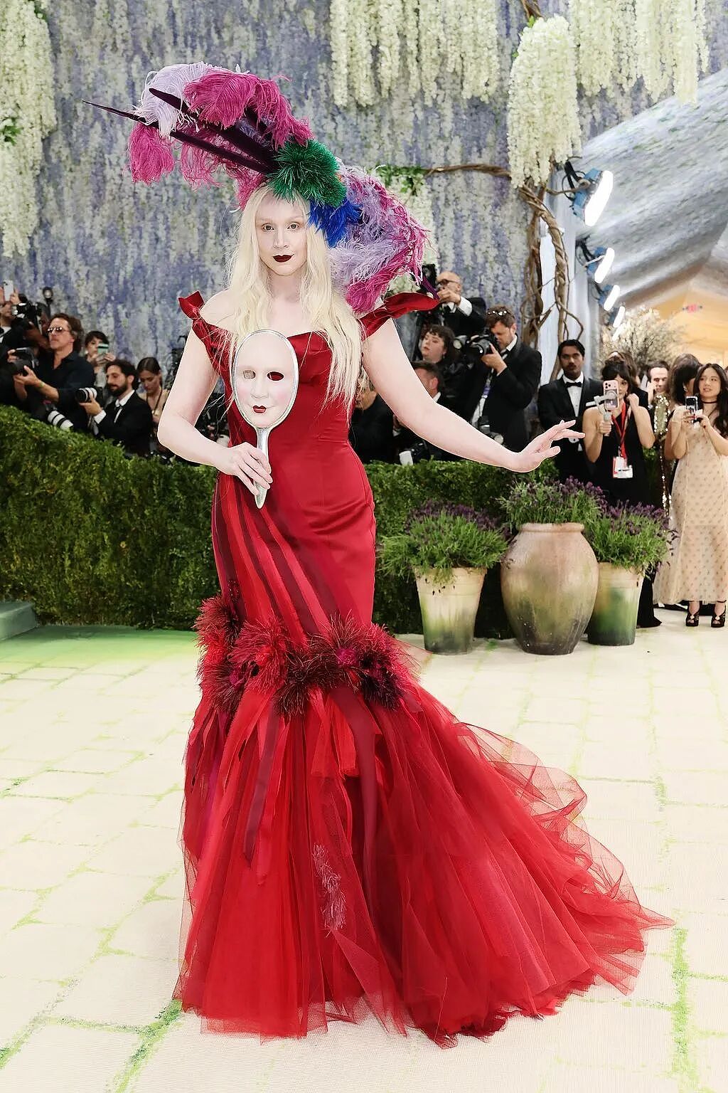 罕见炸场!BLACKPINK全员亮相Met Gala!Lisa大胆前卫,Jennie化身美人鱼(组图) - 13