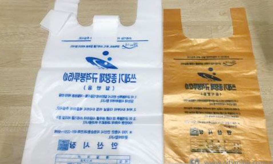 燃油危机引发全球恐慌！这国抢光垃圾袋，欧洲航空公司停飞（组图） - 7