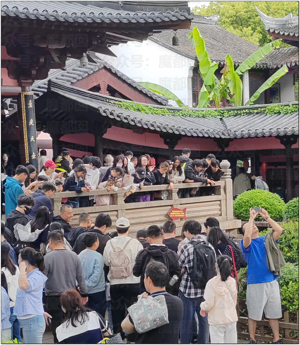 肉贴肉，人挤人！五一长假首日，中国各大景点已爆（组图） - 50