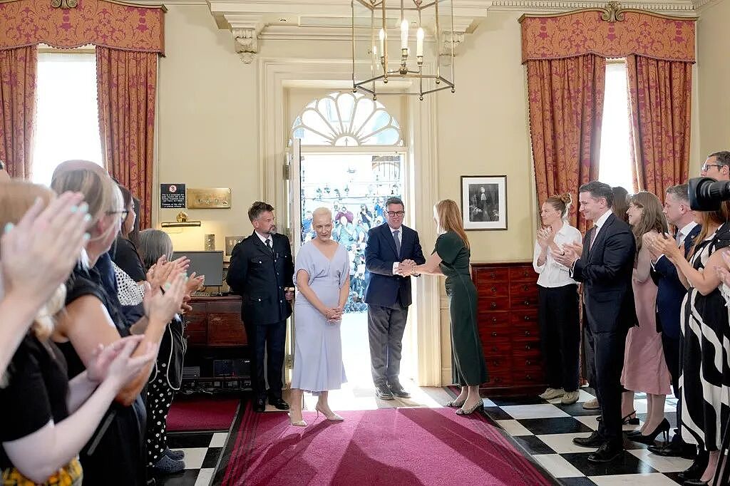 英国换首相了！伯纳姆发表重磅首秀演讲，涉及方方面面 - 12