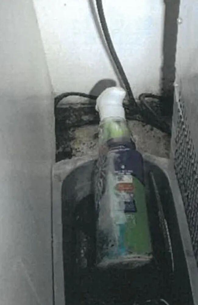 墨东区餐厅被勒令关门，却拒关！老鼠屎老鼠尿污染食物，还有50人定位（组图） - 7