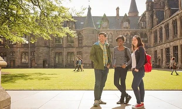 英国大学老师集体“摆烂”拒打分？留学生：我的前途怎么办（组图） - 2