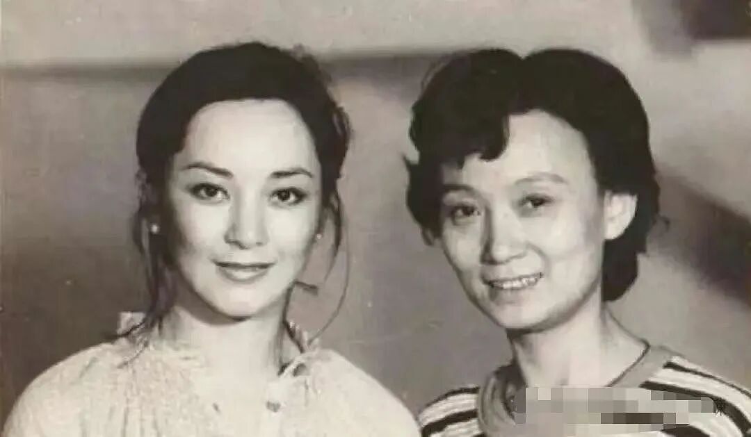 甘当小三45年、给原配赚钱养孩子！琼瑶的御用导演，人生比琼瑶剧还“琼瑶”（组图） - 10