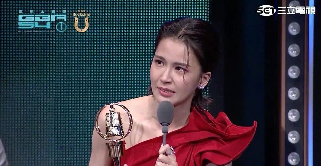 41岁台偶甜妹，100％胜率整顿《浪姐7》：当年迷倒90后的童年女神，原来这么反差…… - 30