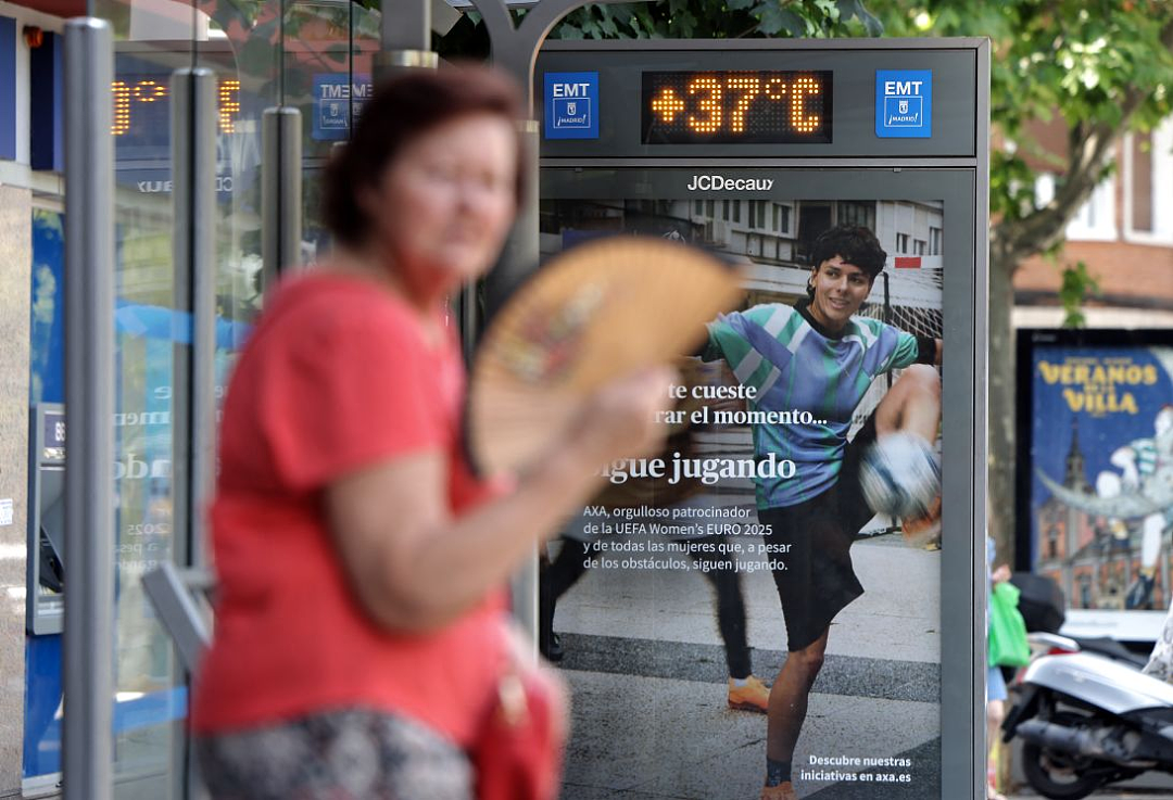 欧洲多国连破40°+高温，仅2成家庭有空调？巴黎急救接4倍心脏骤停报警… - 19