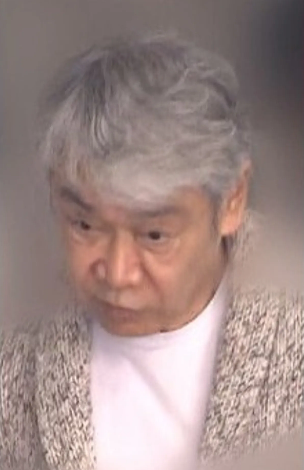 名校女为300万陪六旬富豪?自称是受害者,身上却搜出违禁品…?!(组图) - 4