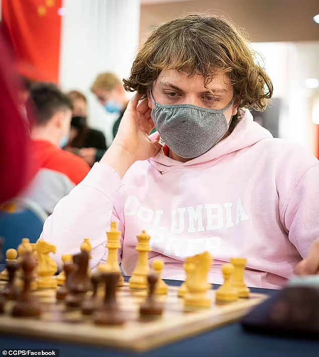 顶级象棋选手屁屁塞玩具作弊?疑靠振动传答案,纪录片中喊话:我冤枉(组图) - 5