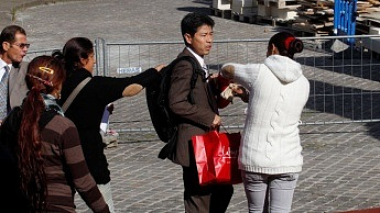 求!中国人都不出去玩了?!数据背后藏着怎样的秘密…(组图) - 8