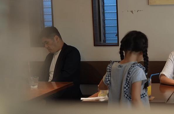 日本餐厅禁止儿童入内引热议,1800万网友为此吵翻了天!店家吐苦水:被家长逼的(组图) - 15