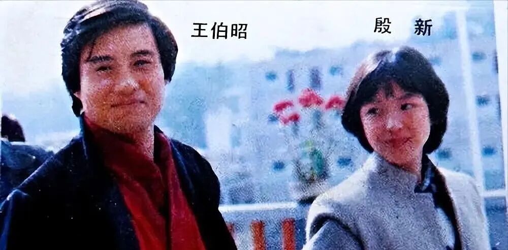 他被谢霆锋打成重伤，妻子6次流产后离婚，现在靠卖卤肉谋生（组图） - 5