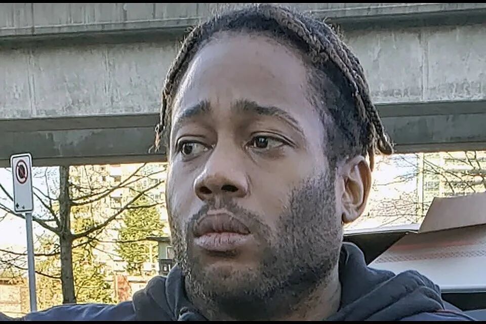 气炸！加拿大男子15刀捅死女友，竟因肤色减刑3年! 法官: 他经历过种歧（组图） - 1