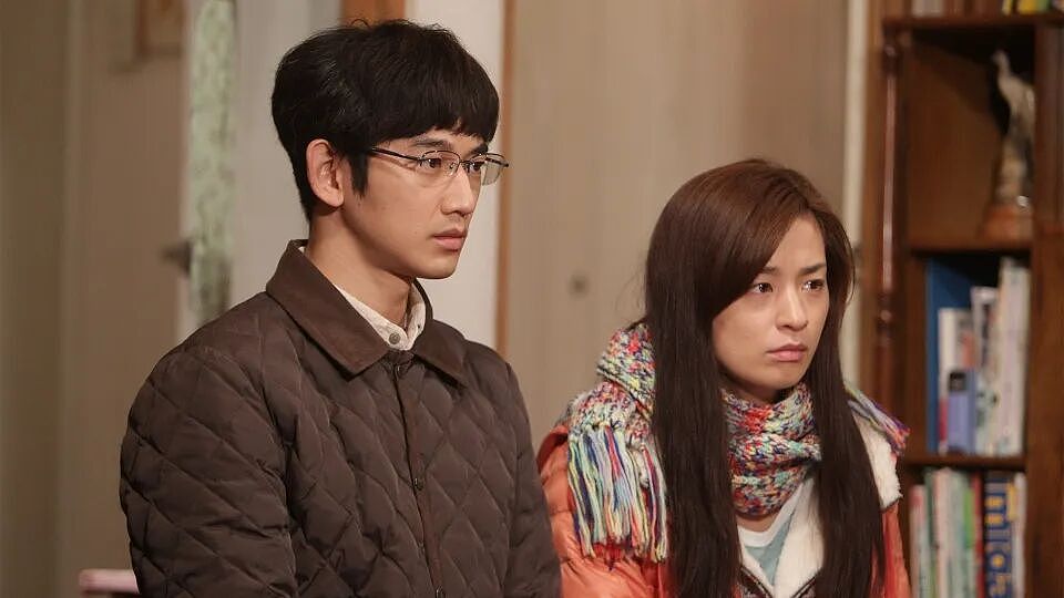 日本男子苦追多年娶回女神，婚后生活却成噩梦！妻子不做家务、疯狂购物，还把他打进医院（组图） - 19