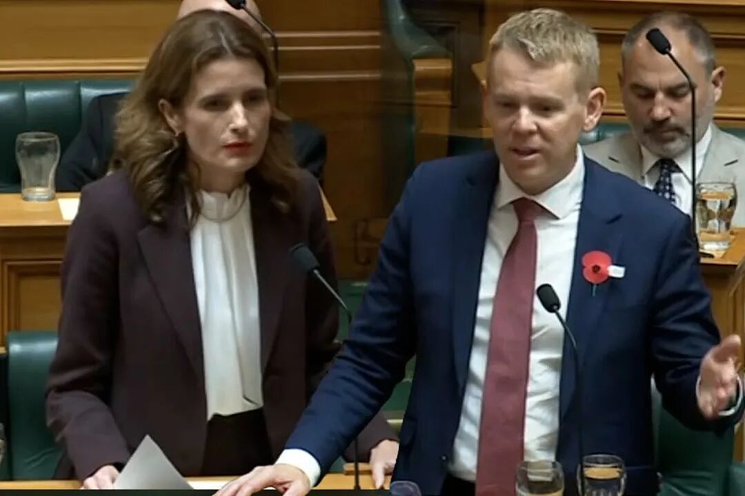 国会大佬无下限！新西兰女财政部长两度遭羞辱，被讽“减肥减多了”，打脸太快（组图） - 7