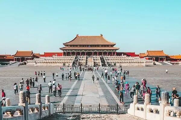 美国年轻人为什么突然迷上了中国？Z世代掀起