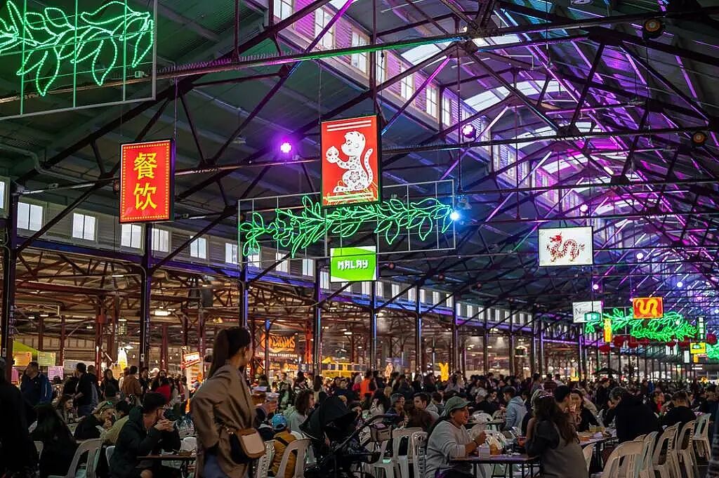墨尔本4月活动太精彩，恐龙展、亚洲美食夜市、法国电影、光影展、花海...（组图） - 5
