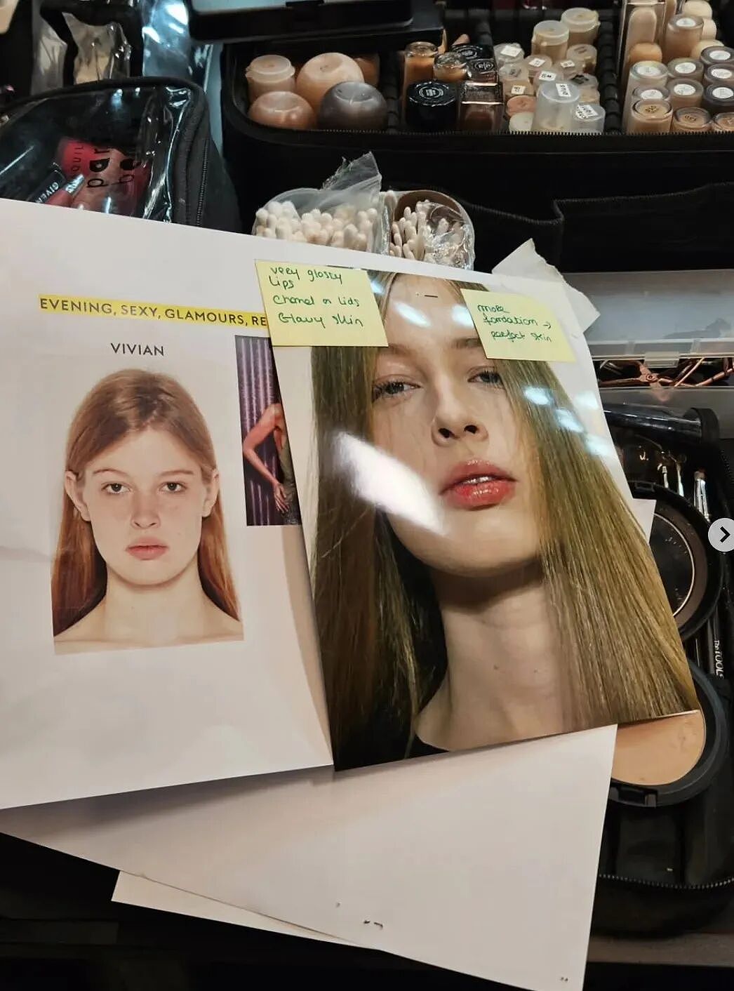马斯克变性女儿真空现身时装周:与首富老爸断交,靠自己在时尚圈“杀疯了” - 5
