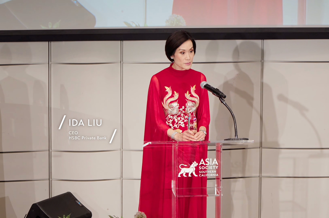 汇丰首位华人女性CEO！掌管千亿财富帝国，她活成华裔天花板 | 今日悉尼