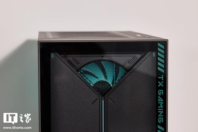华硕天选 7X 游戏主机体验：新一代海景房设计登场，酷睿 Ultra 加持下双 180W 释放 - 6