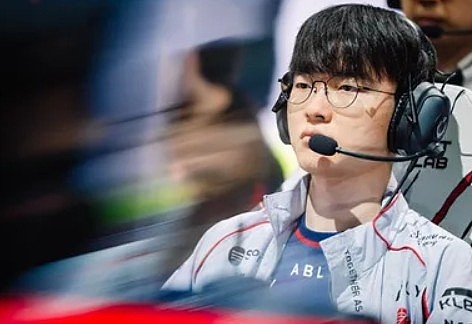 Faker:推荐《思考,快与慢》;不应只从某一方面评价选手 - 1