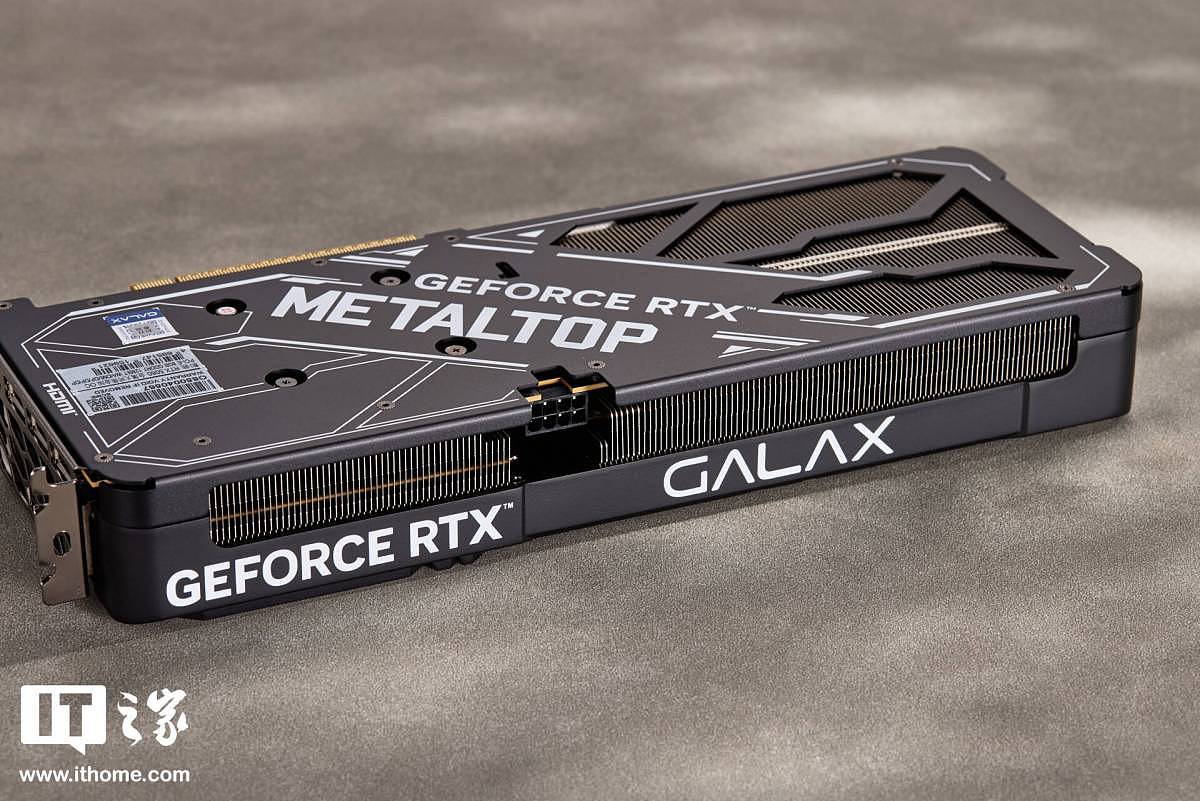 【IT之家评测室】性能稳步提升，影驰 GeForce RTX 5060 金属大师黑金版 OC 显卡评测 - 9